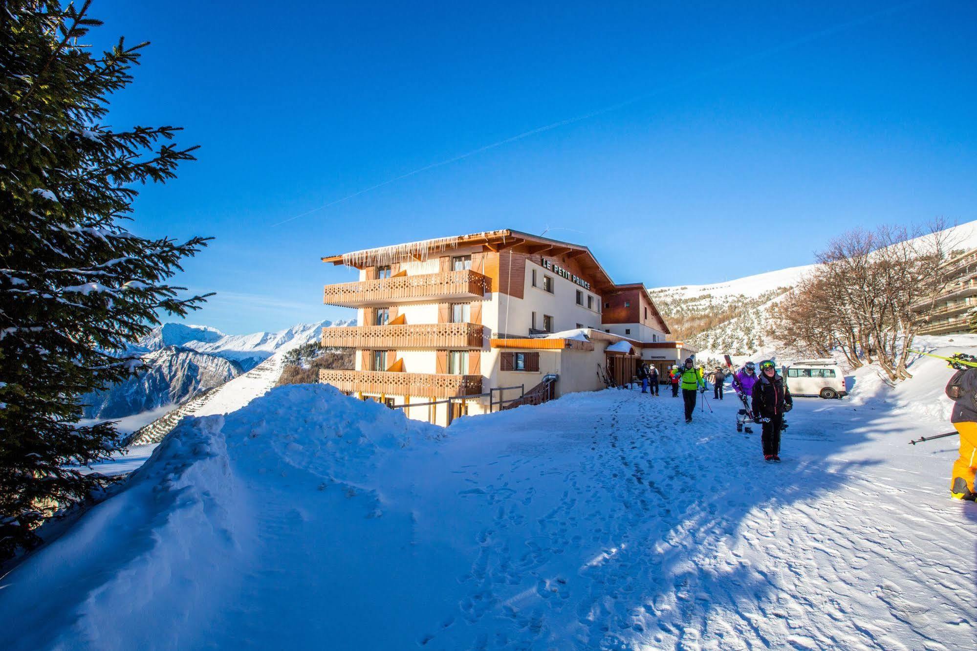 Langley Hotel Le Petit Prince Alpe d'Huez Exterior foto